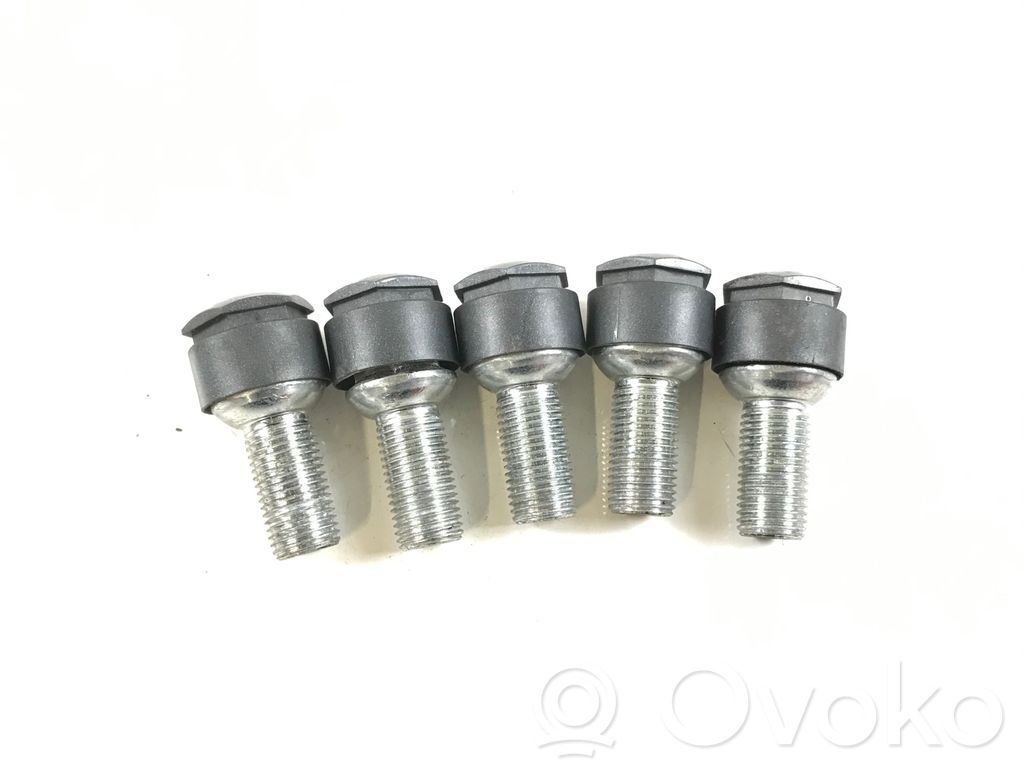 Tuercas/tornillos   4M0601173D
