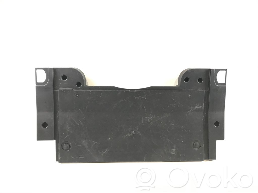 Audi A4 S4 B9 Bagažinės grindys 