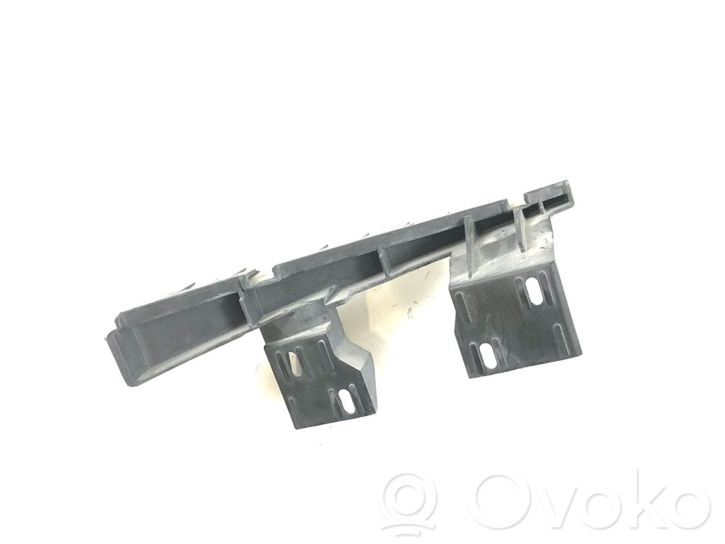 Audi Q7 4L Front bumper mounting bracket 