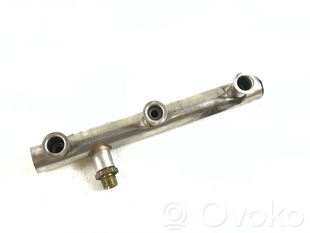Audi A6 C7 Polttoainepääputki 