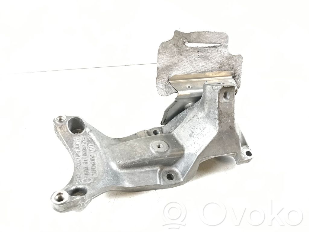 Audi A6 C7 Engine mounting bracket 