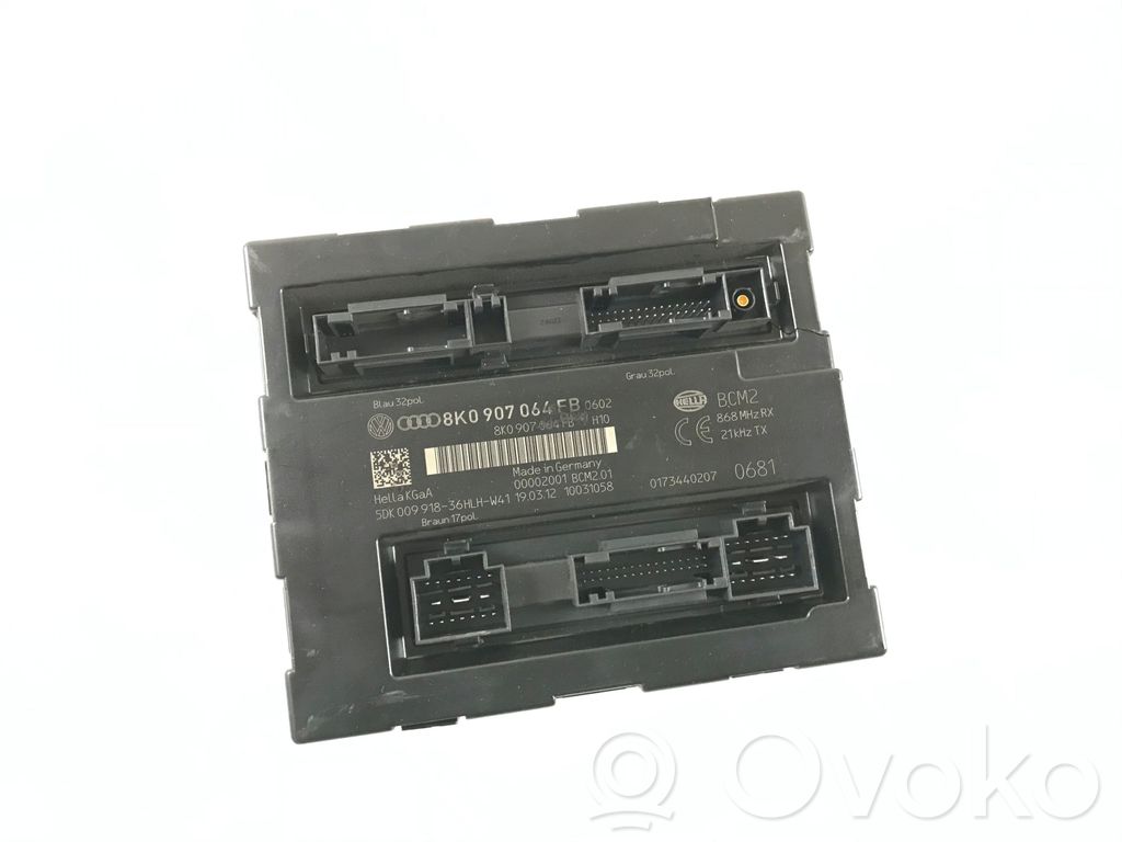 Audi A5 8T 8F Mukavuusmoduuli 