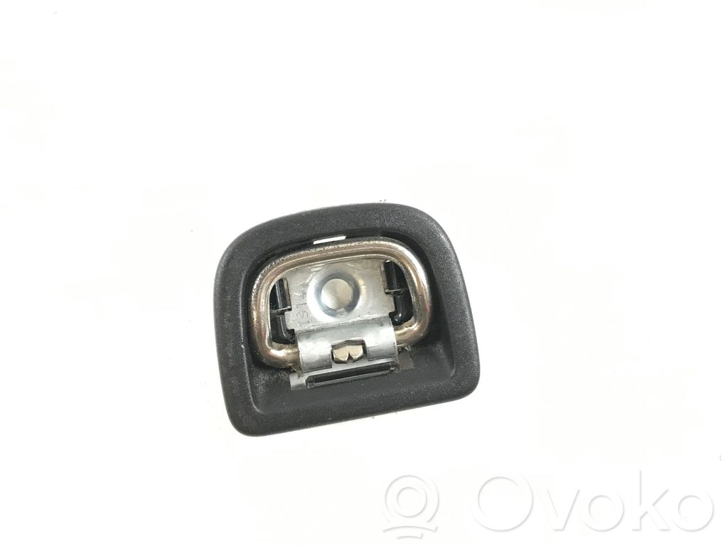 Volkswagen Golf VII Tie down hook / loop 