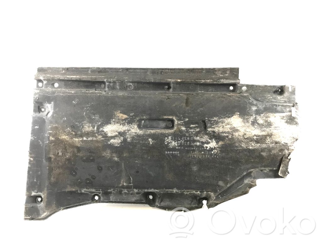 Audi A4 S4 B9 Osłona środkowa podwozia 