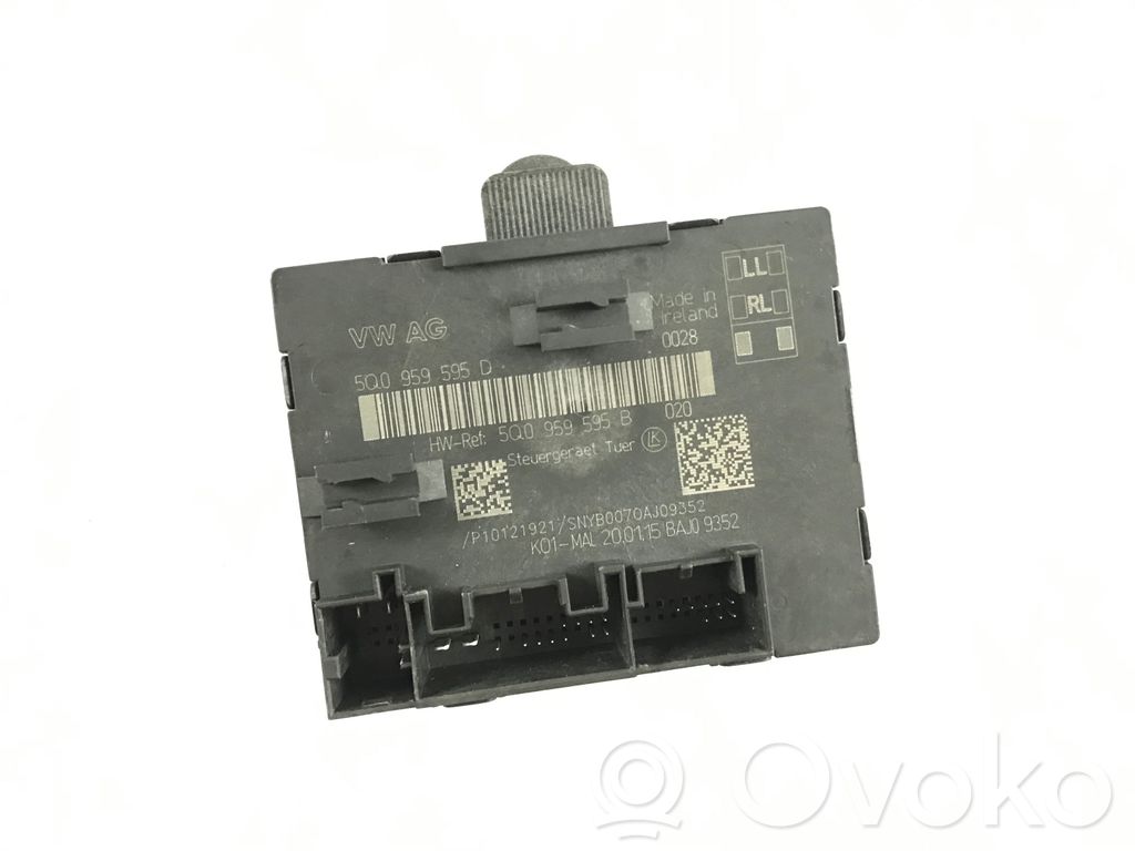 Audi A3 S3 8V Door control unit/module 