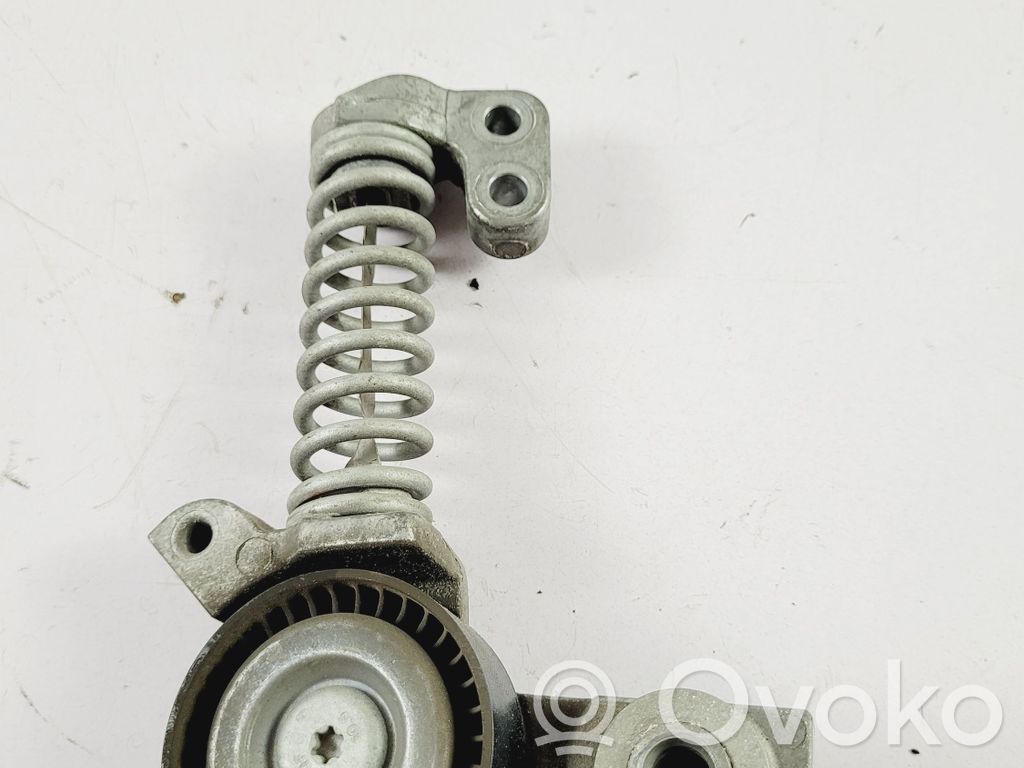 Volvo S90, V90 Napinacz paska wielorowkowego / Alternatora 