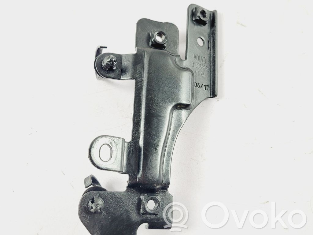 Volvo S90, V90 Other engine bay part 
