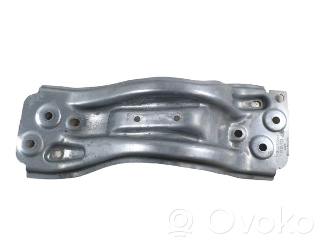 Volvo XC60 Suport/bridă fixare tobă eșapament 