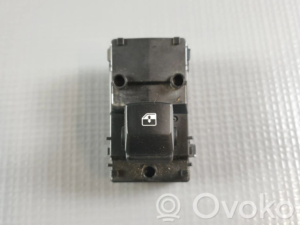 KIA Ceed Electric window control switch 