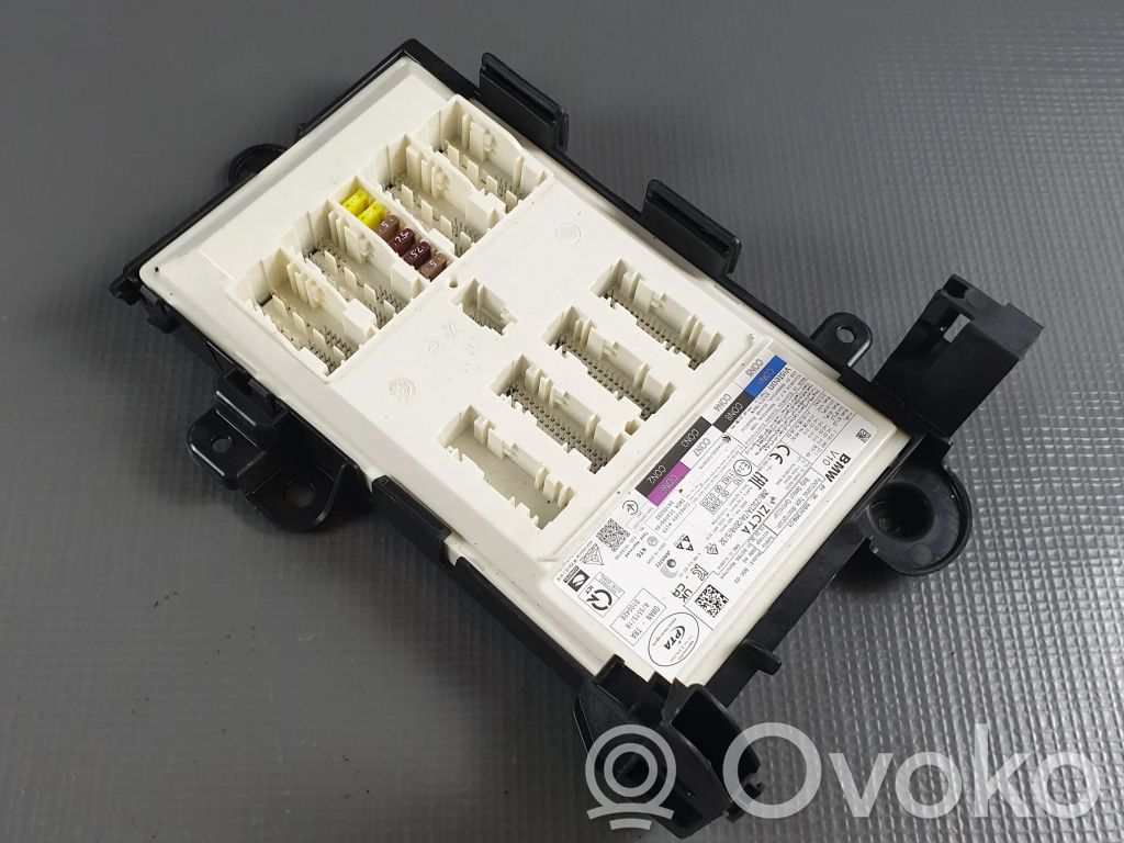 BMW i4 Comfort/convenience module 