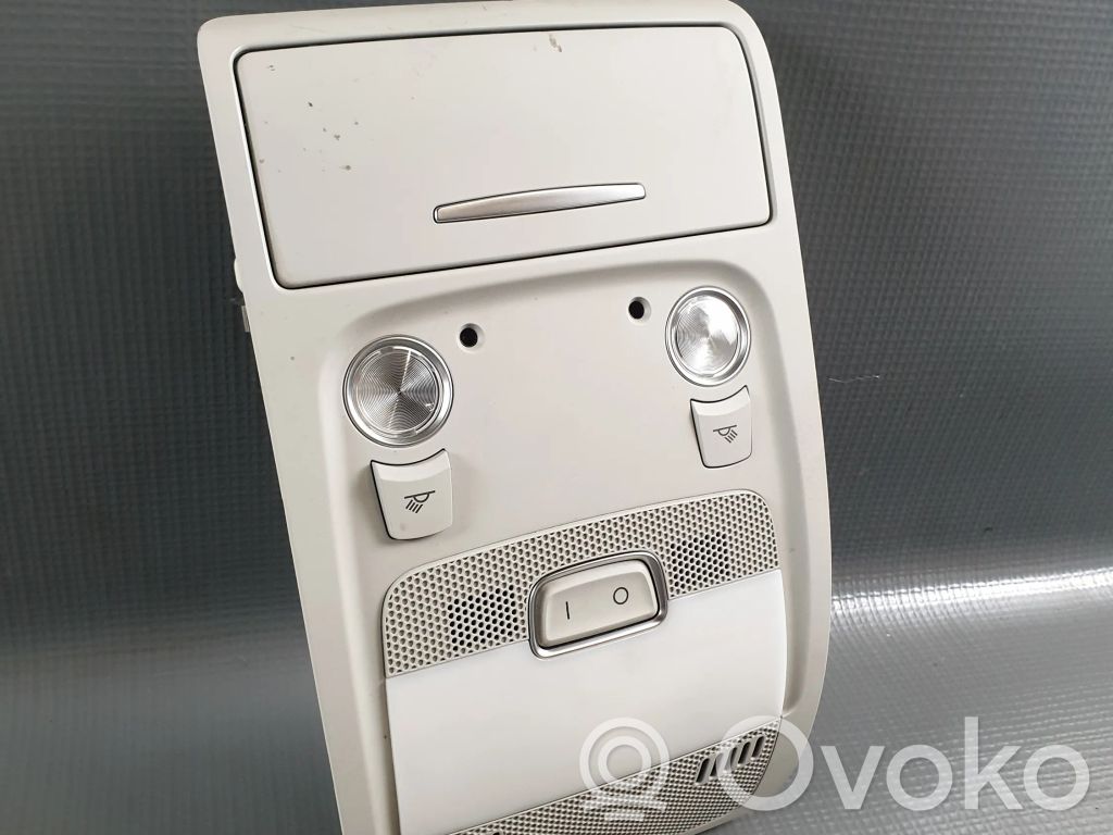 Audi A4 S4 B8 8K Etuistuimen valo 