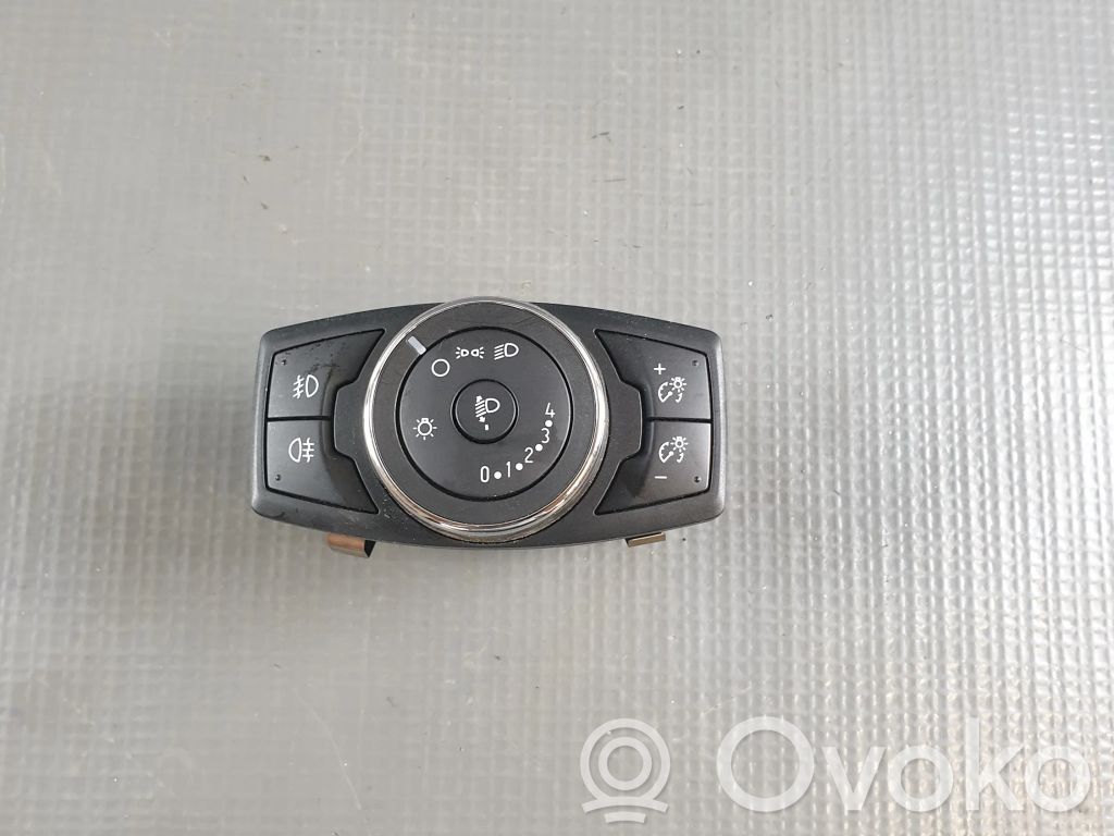 Ford Ecosport Light switch 