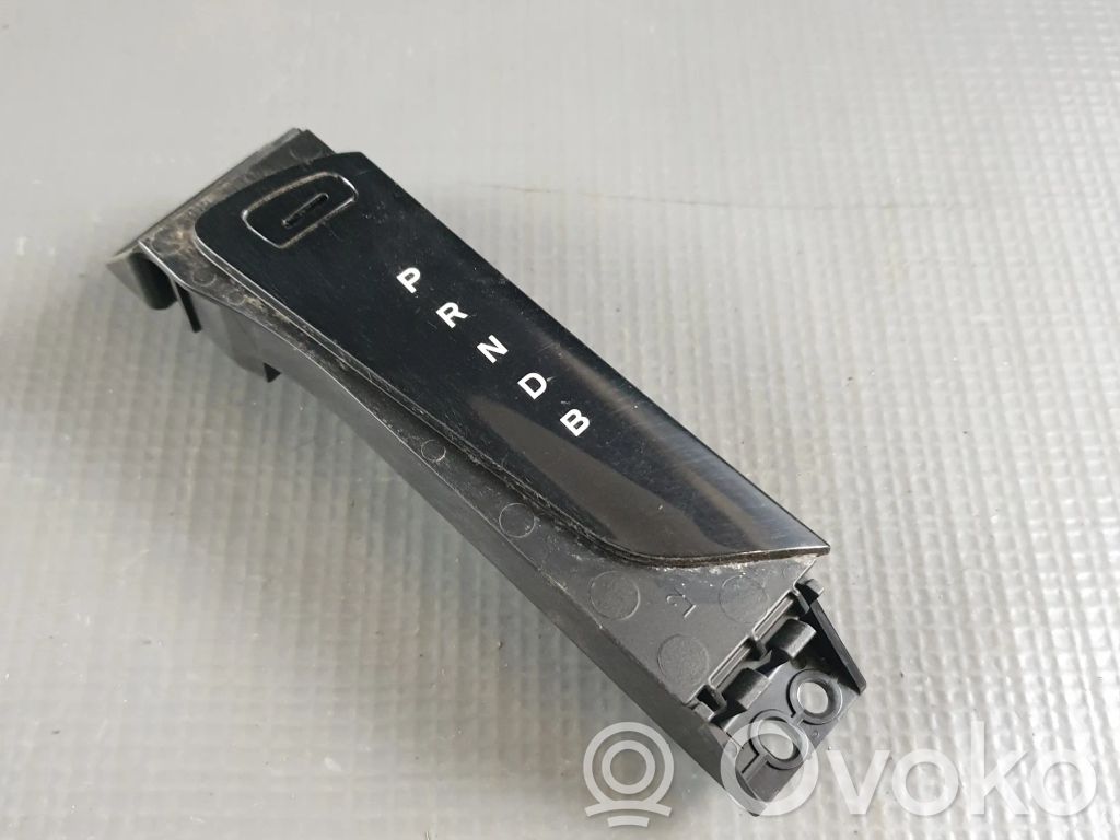 Toyota C-HR I Gear shift selector indicator 