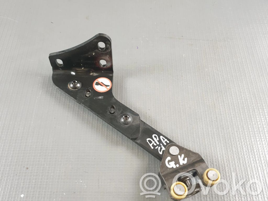 Peugeot Traveller Sliding door lower roller guide/hinge 