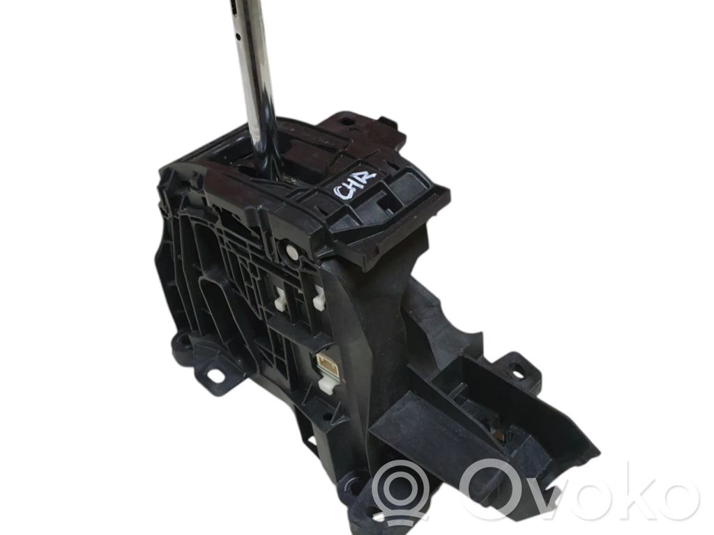 Toyota C-HR I Selector caja de cambios 