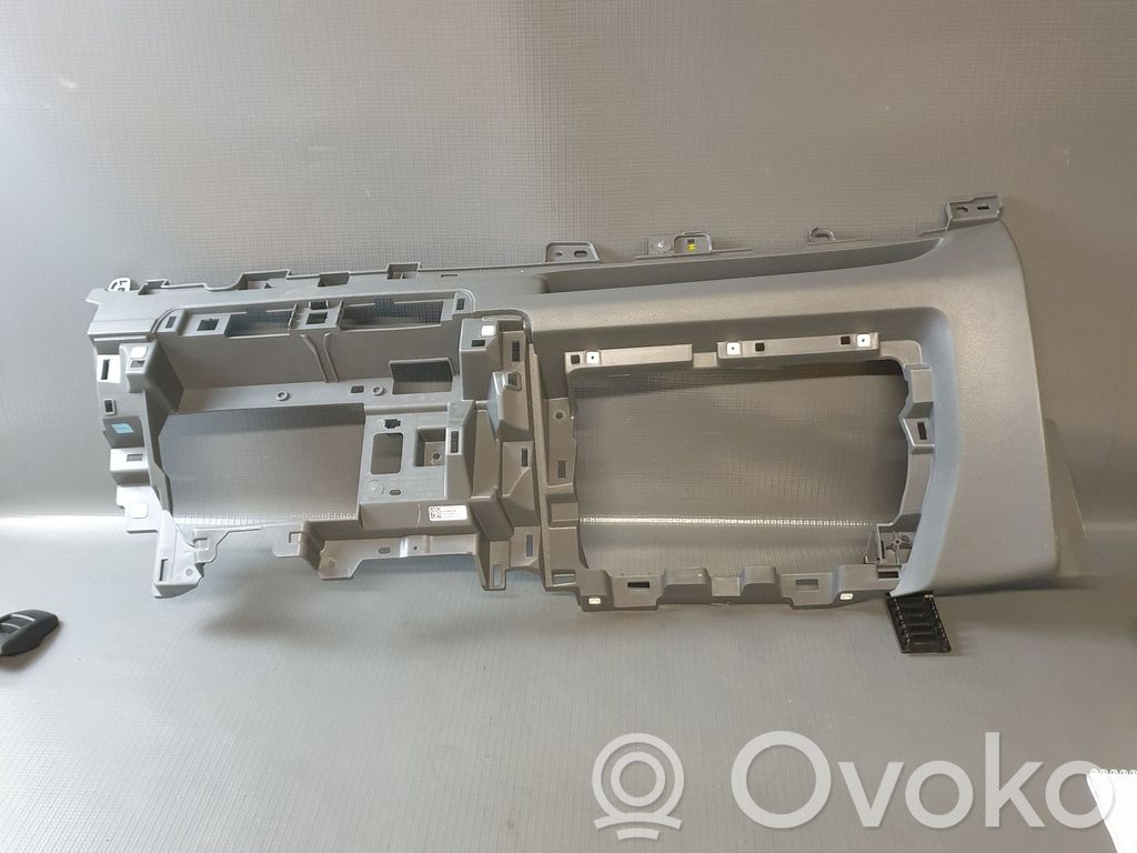Toyota Proace Dashboard center trim panel 
