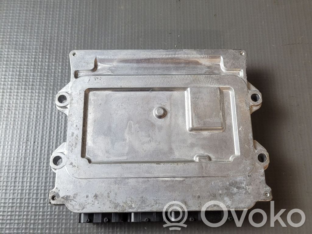 Volvo V90 Cross Country Engine control unit/module 