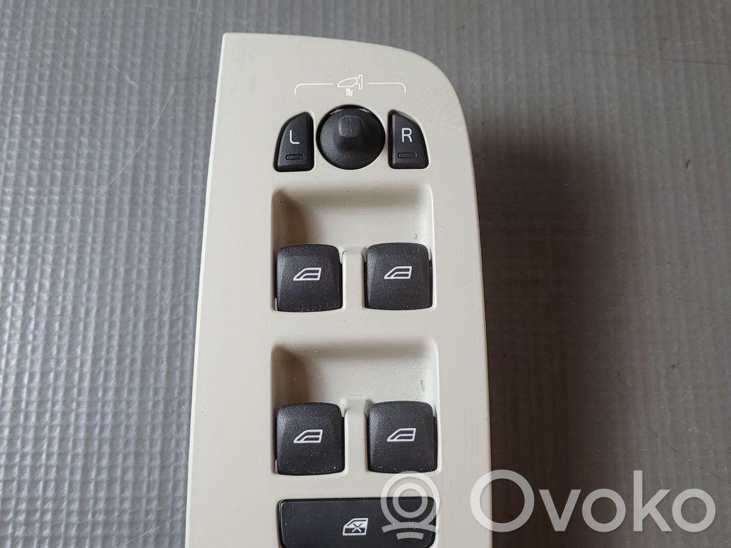 Volvo XC60 Electric window control switch 