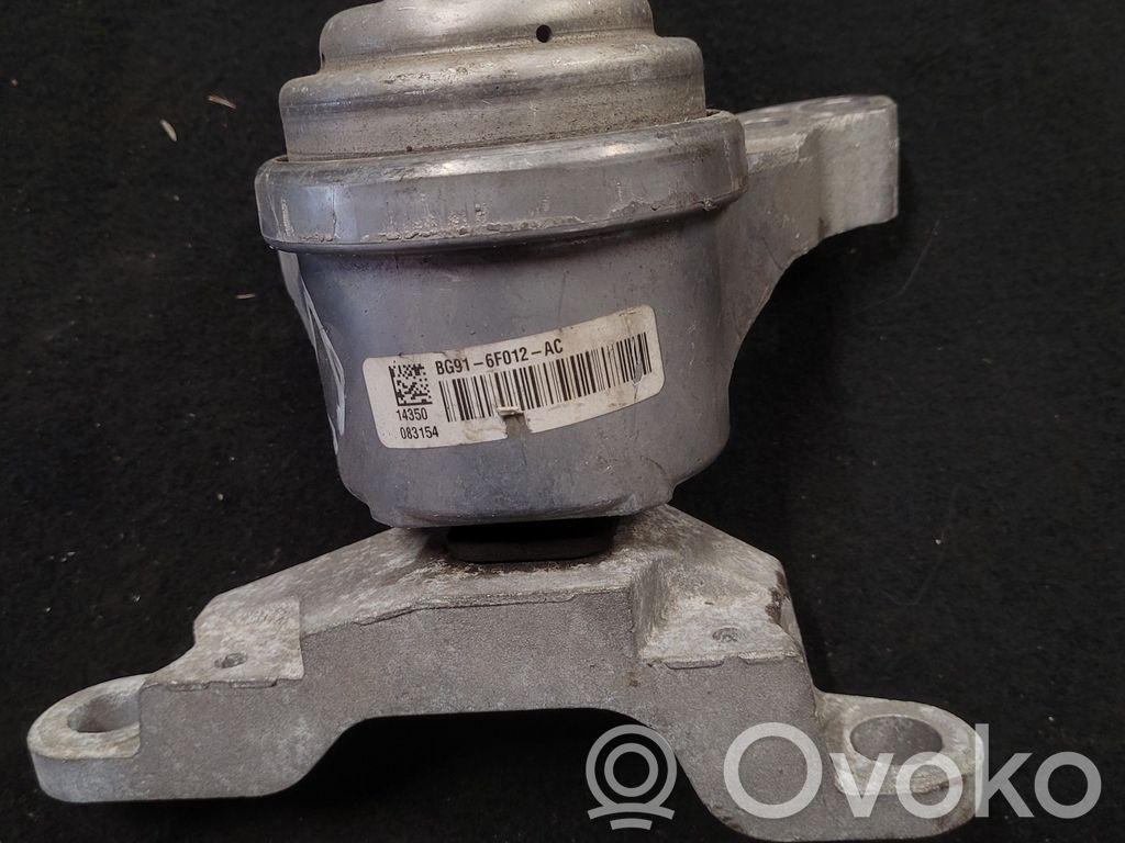 Ford Fusion II Engine mount bracket 