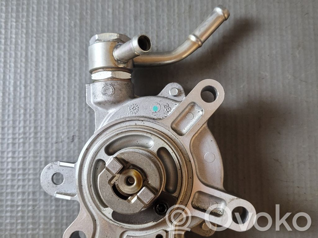Mazda CX-5 II Vacuum pump 
