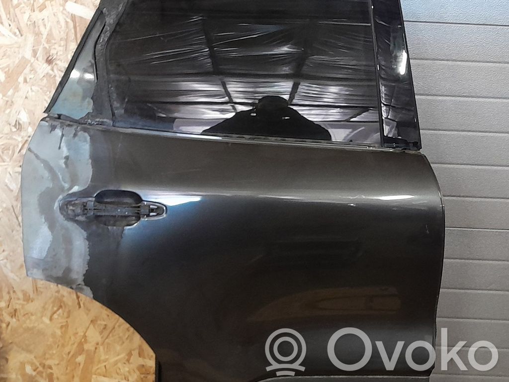Ford Escape IV Puerta trasera 