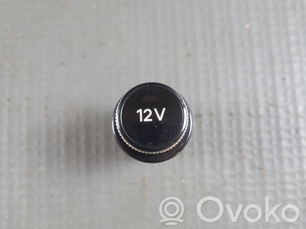 Audi Q4 e-tron 12 V Socket (front) 