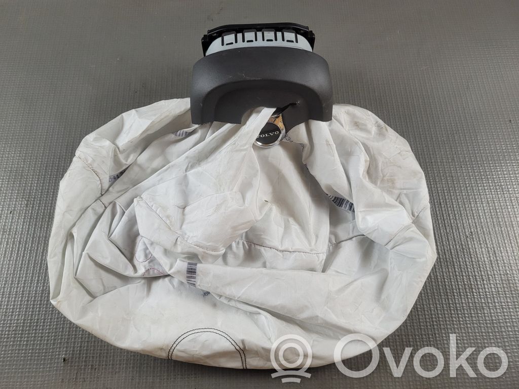 Volvo S90, V90 Ohjauspyörän turvatyyny 