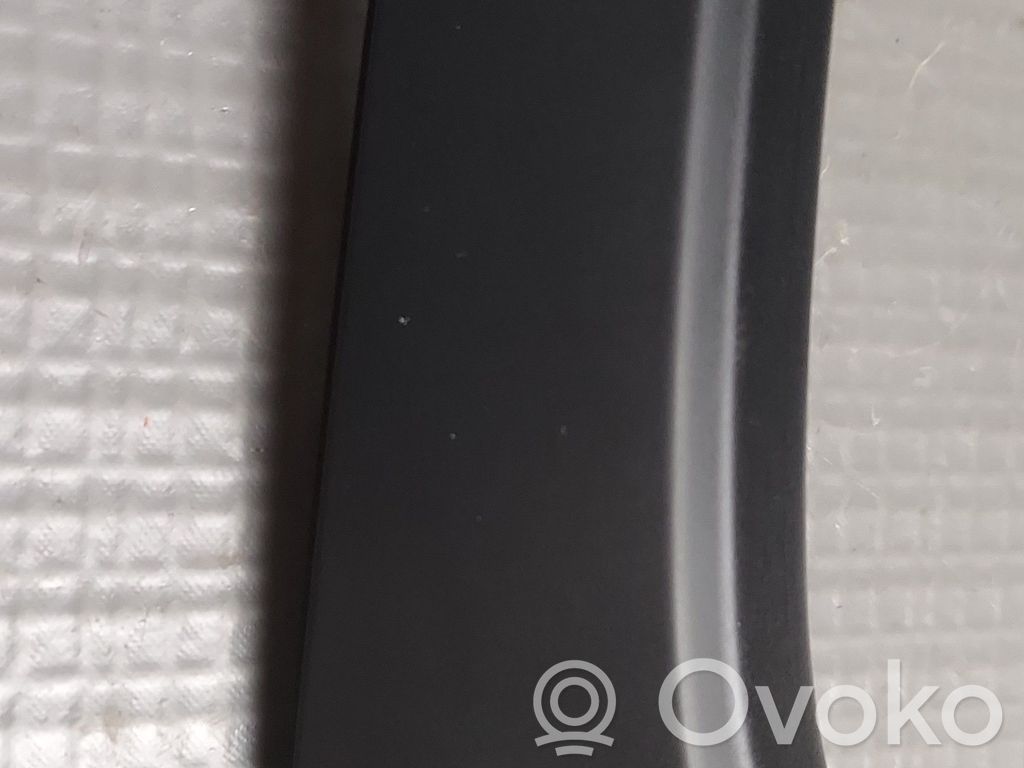 Panel trim   4M8853781A