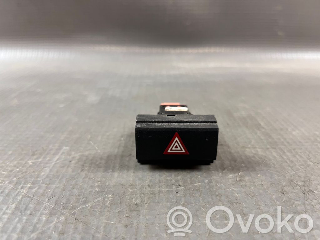 Toyota Proace Hazard light switch 