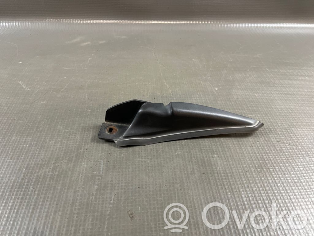 Windshield trim   668622369R,5613P0010