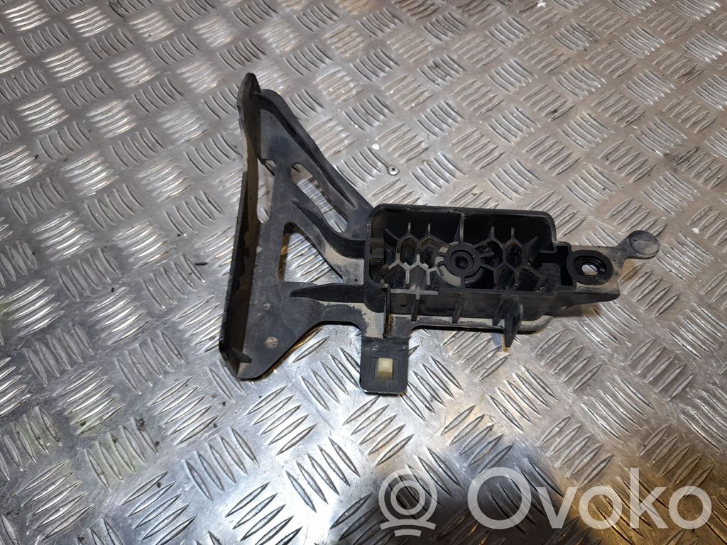 Porsche Cayenne (92A) Sill supporting ledge 