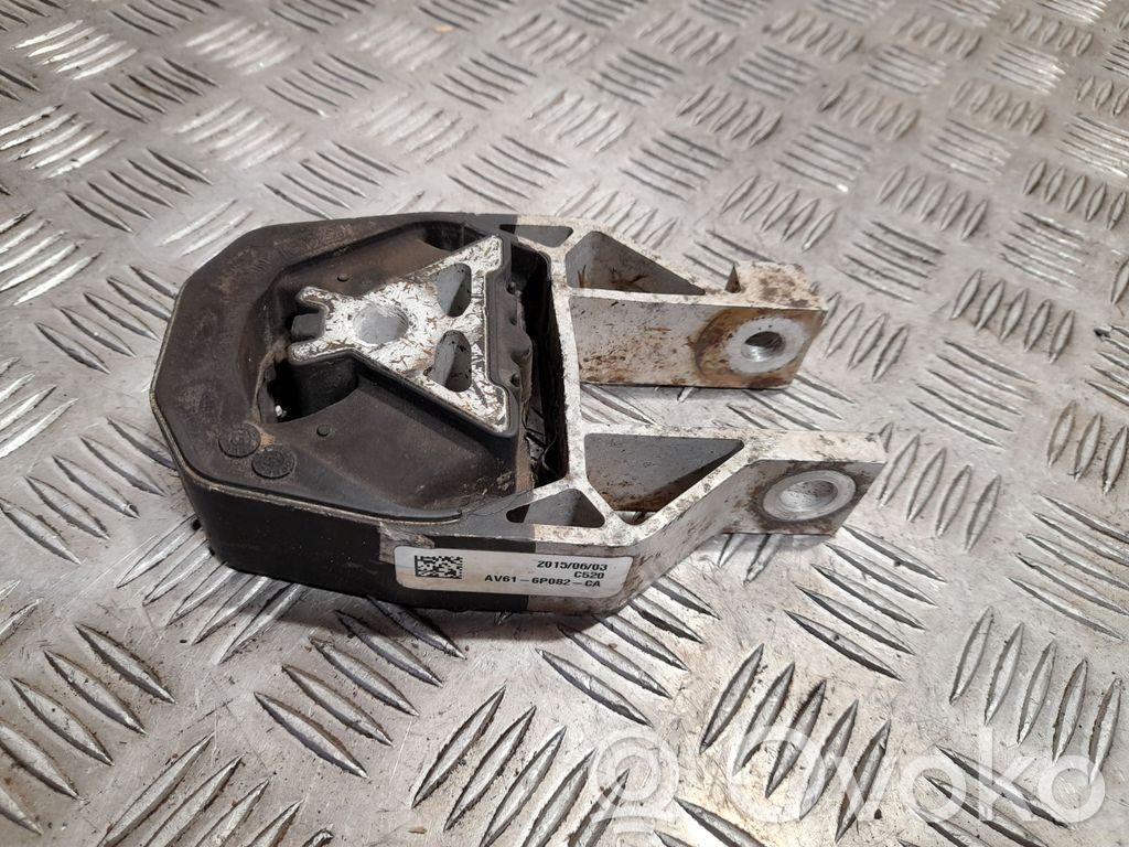 Ford Escape III Engine mount bracket 