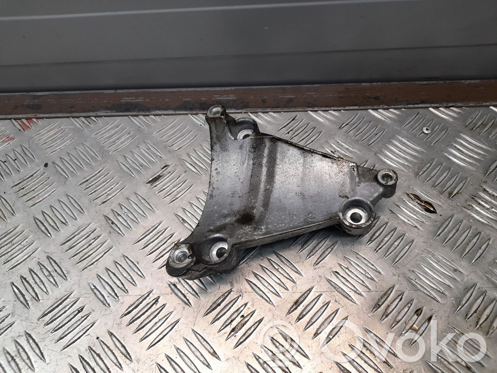Audi Q5 SQ5 8R A/C compressor mount bracket 