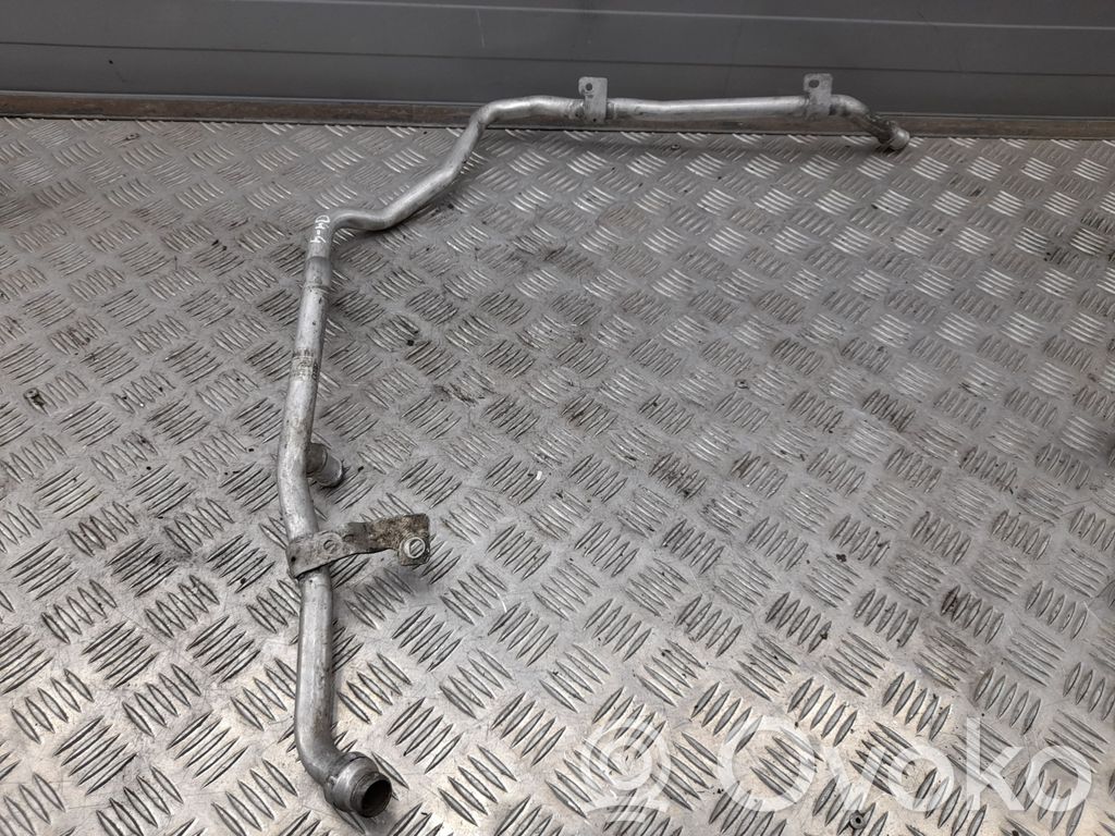 Audi A8 S8 D4 4H Engine coolant pipe/hose 