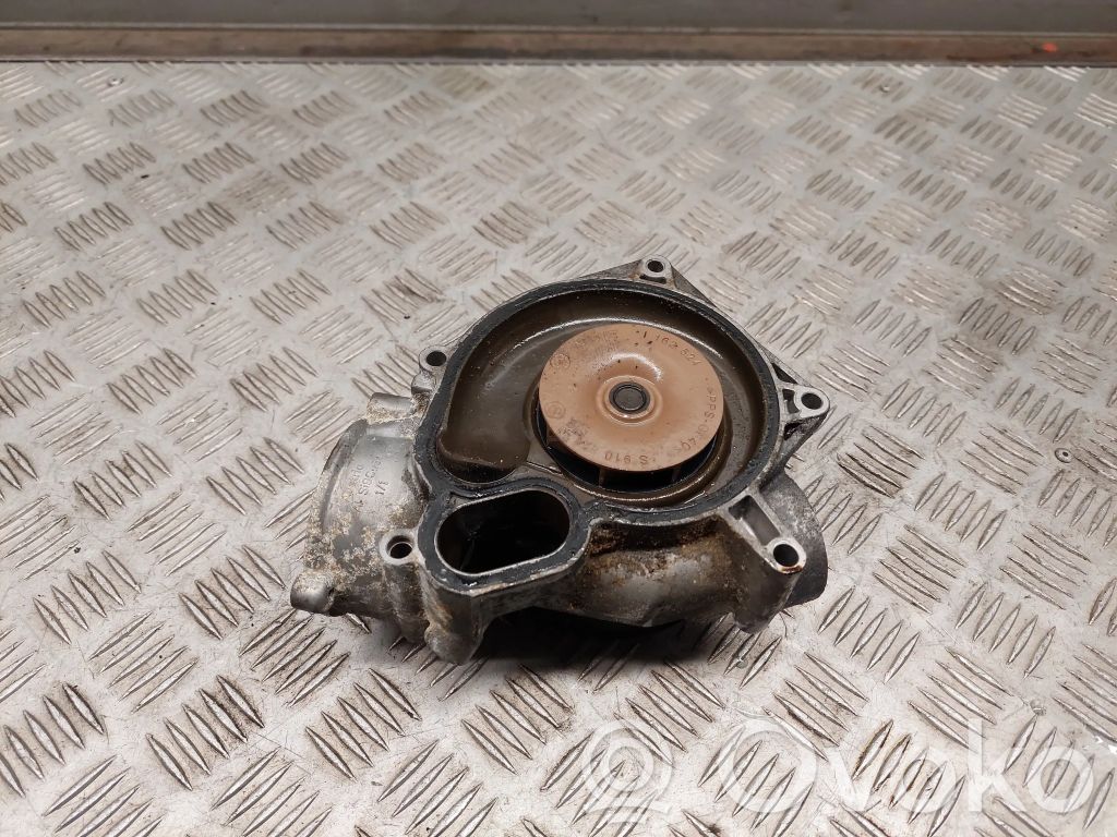 BMW 5 F10 F11 Bomba de agua 