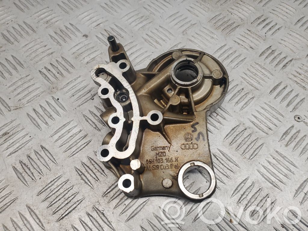 Audi A4 S4 B8 8K Osłona łańcucha rozrządu 