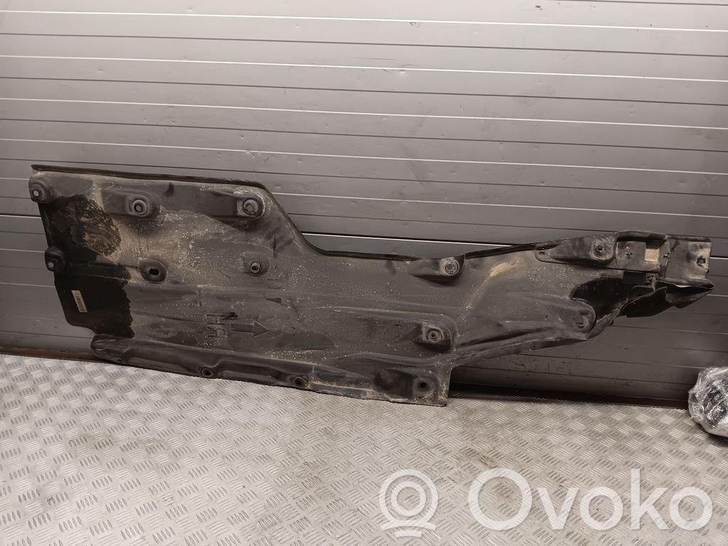 Chrysler Pacifica Center/middle under tray cover 