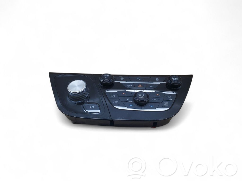 Chrysler Pacifica Climate control unit 