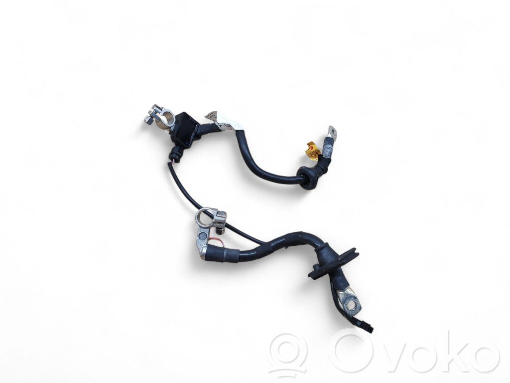 Porsche Cayenne (92A) Positive cable (battery) 