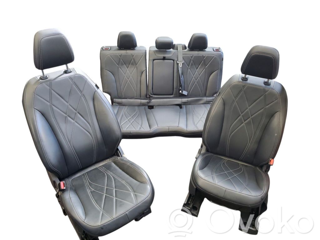 Interior set