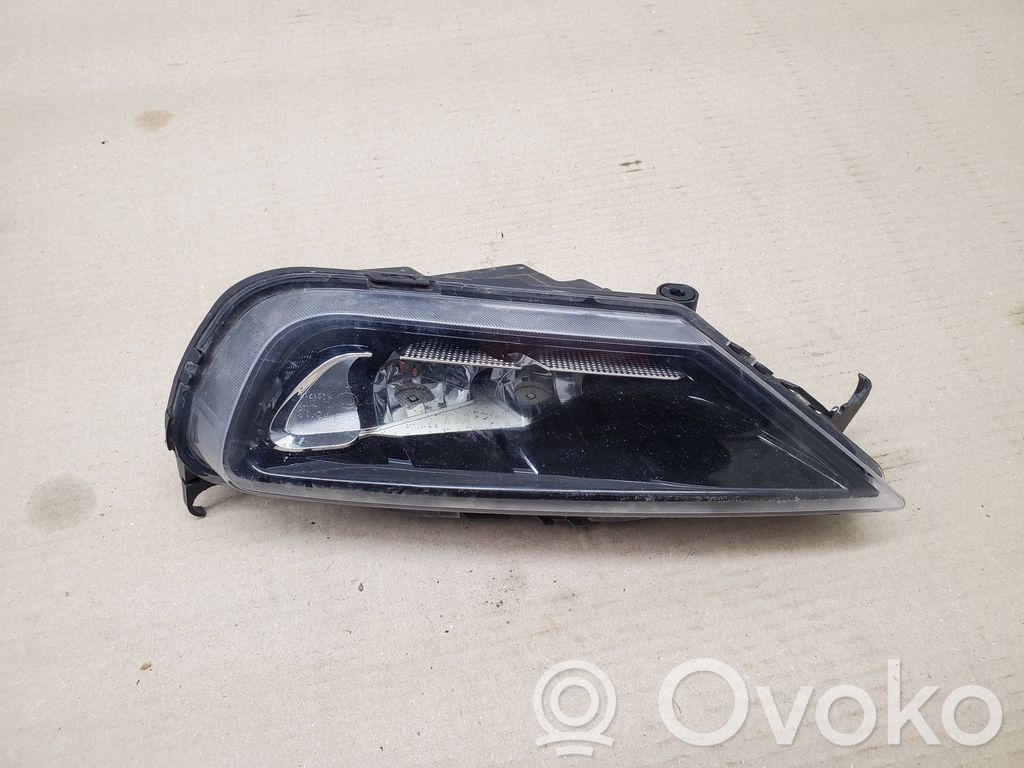 Volvo S90, V90 Etusumuvalo 
