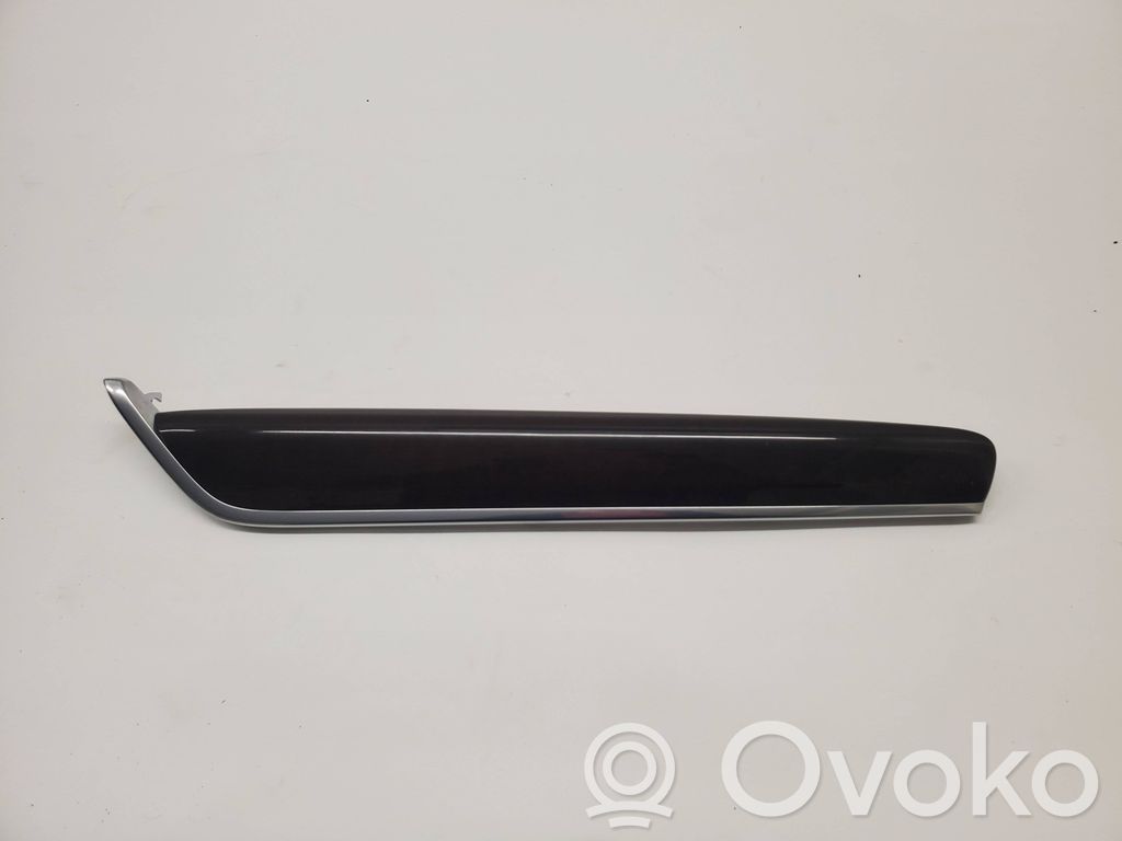 Volvo S90, V90 Barra di rivestimento della portiera anteriore