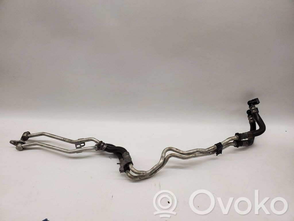 BMW 7 F01 F02 F03 F04 Przewód / Wąż chłodnicy oleju skrzyni biegów 