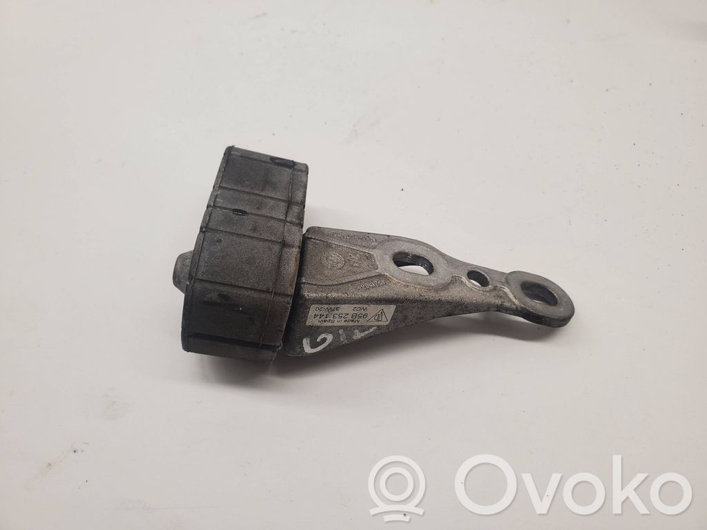 Porsche Macan (95B) Staffa/supporto di montaggio della marmitta 