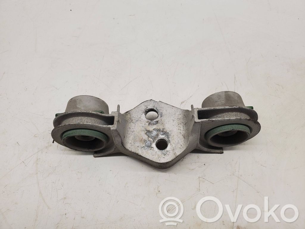 Ford Explorer VI Suport/bridă fixare tobă eșapament