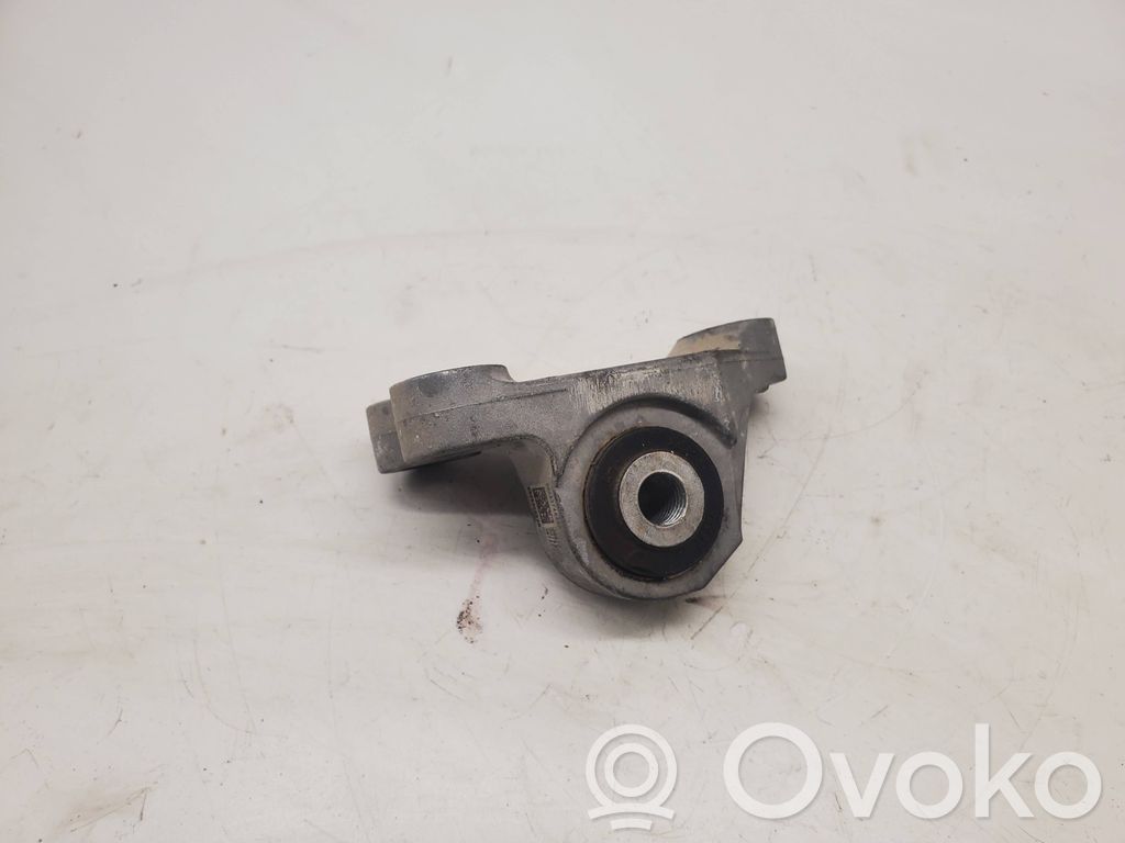 Dodge Hornet Łapa / Mocowanie skrzyni biegów 