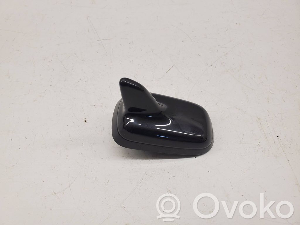 Audi A8 S8 D4 4H GPS Antenne 