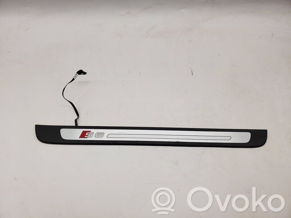 Audi A6 S6 C7 4G Copertura del rivestimento del sottoporta anteriore 