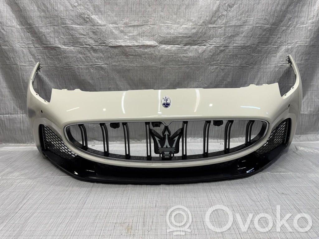 Maserati GranTurismo Parachoques delantero 