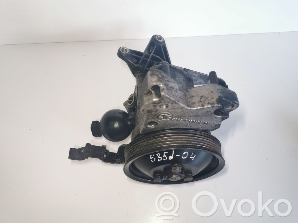 BMW 5 E60 E61 Power steering pump 